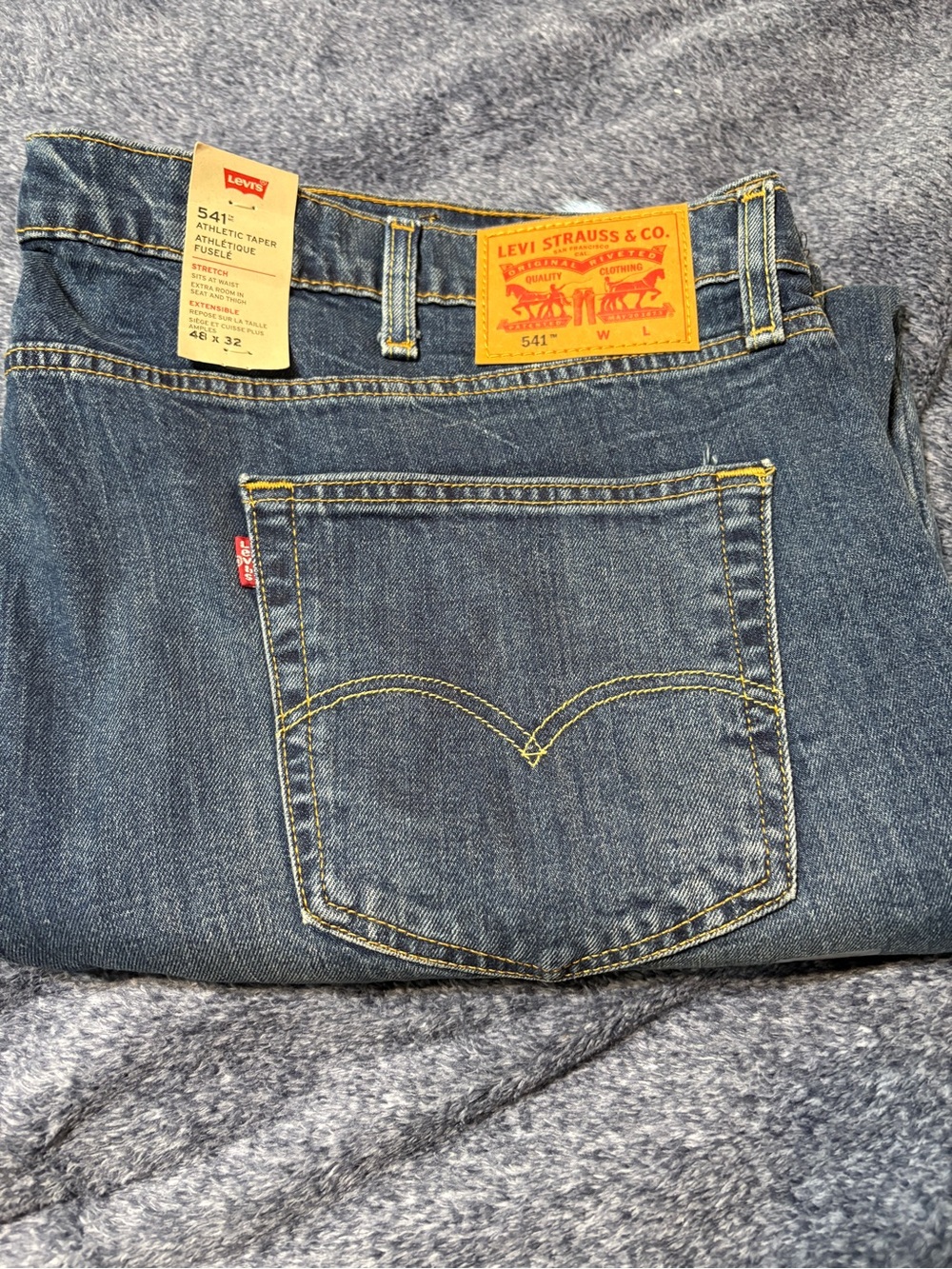 Levi's 541 Athletic Taper Men's Jeans - Dark Blue